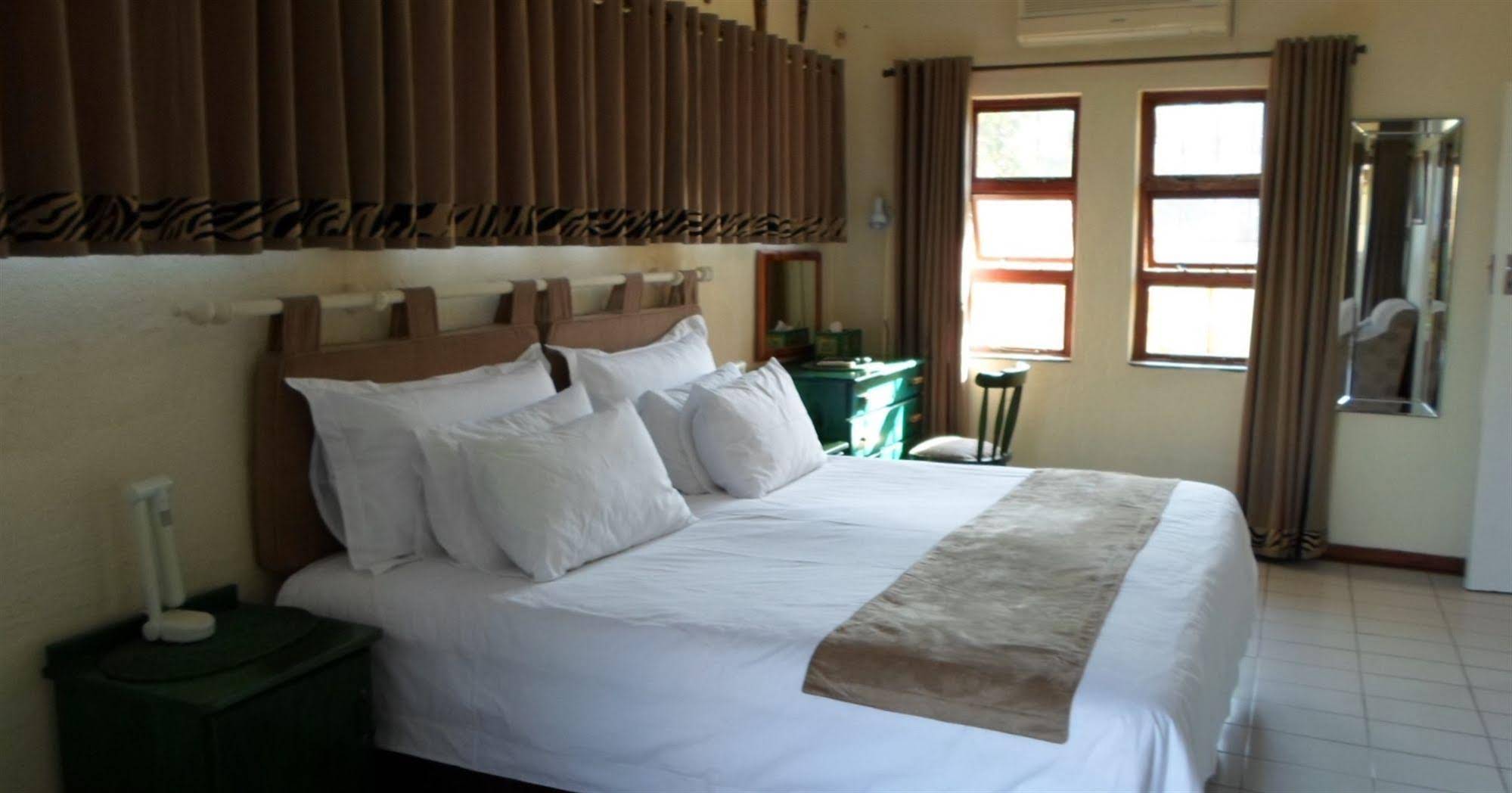 Beachcomber Bay Guest House