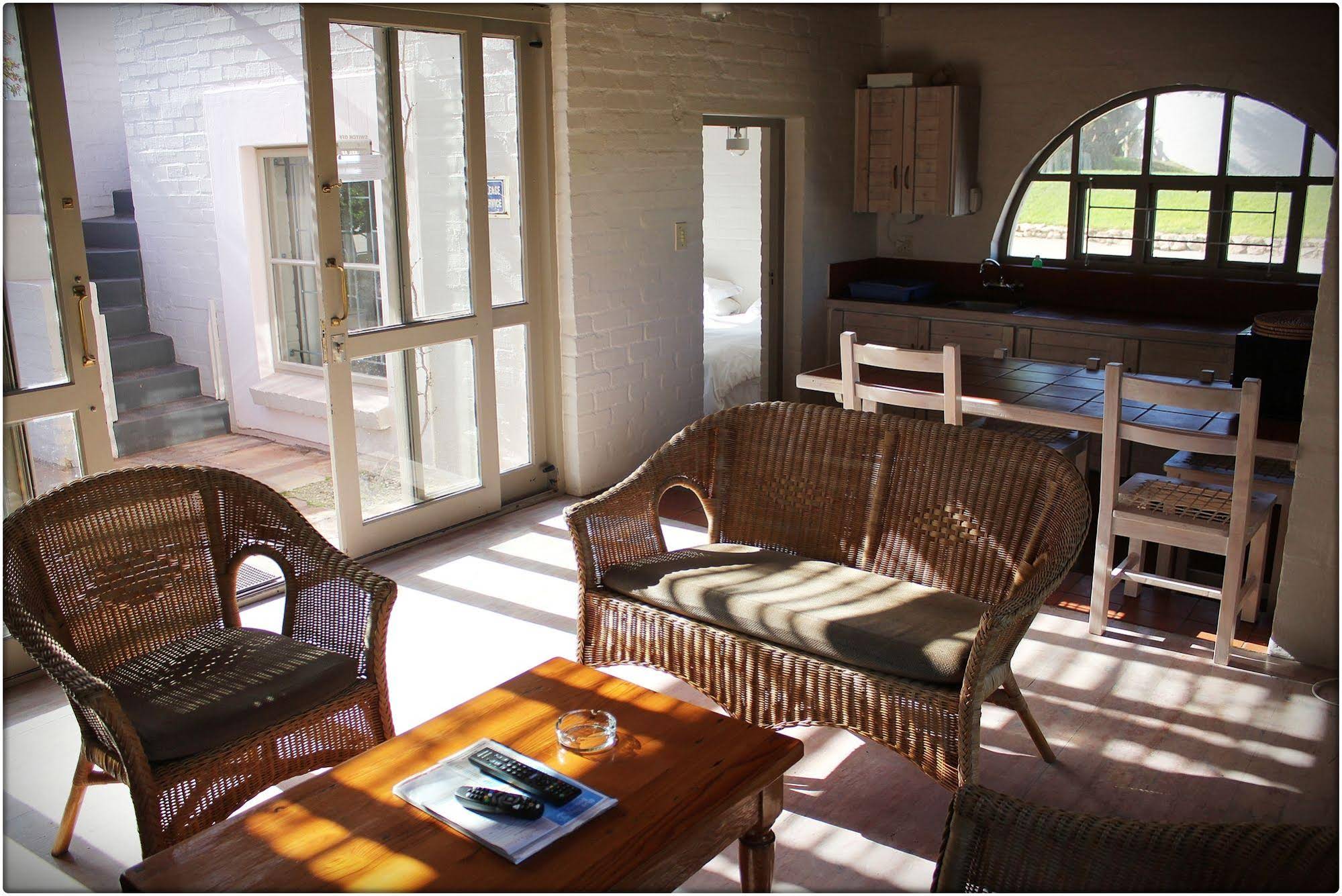 Blue Bay Lodge