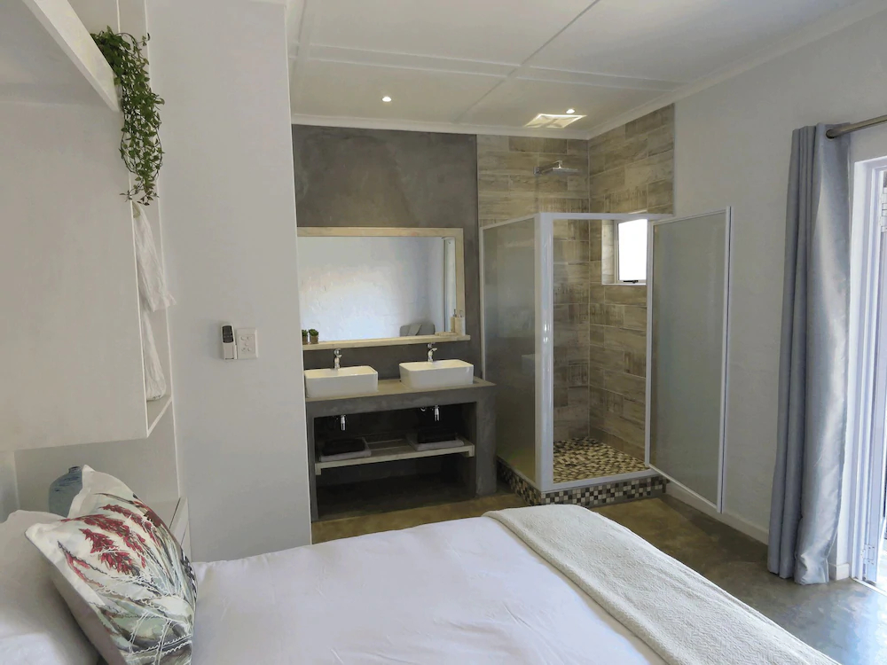 Bare Feet Retreat