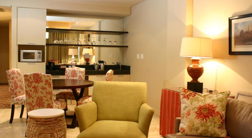 Aha Royal Palm Penthouse Suites