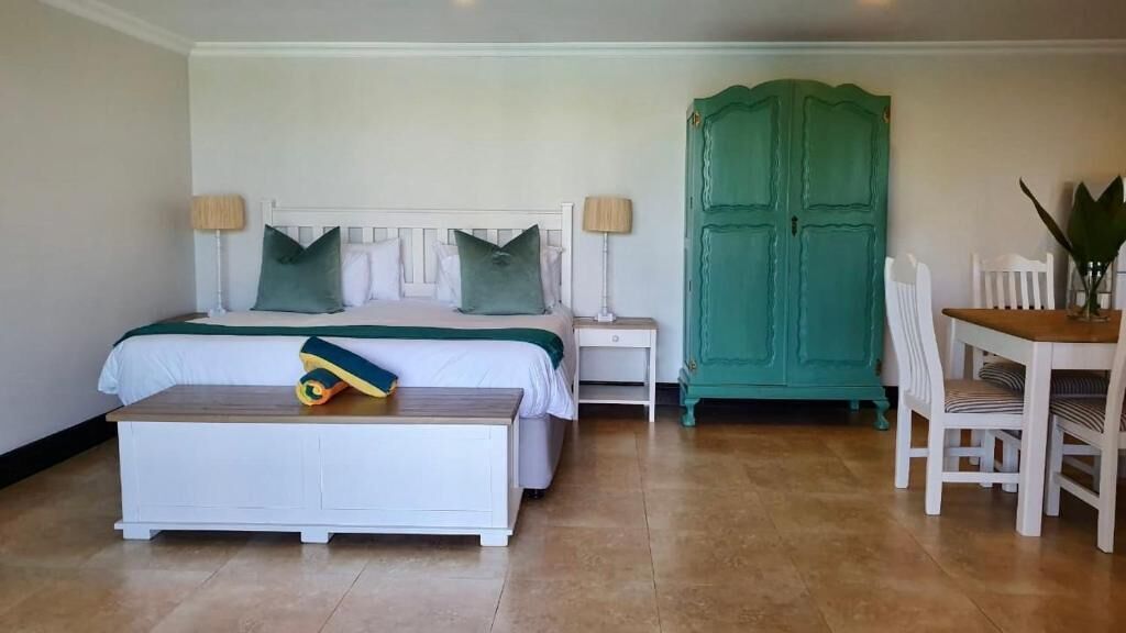 Dolphins Guest House