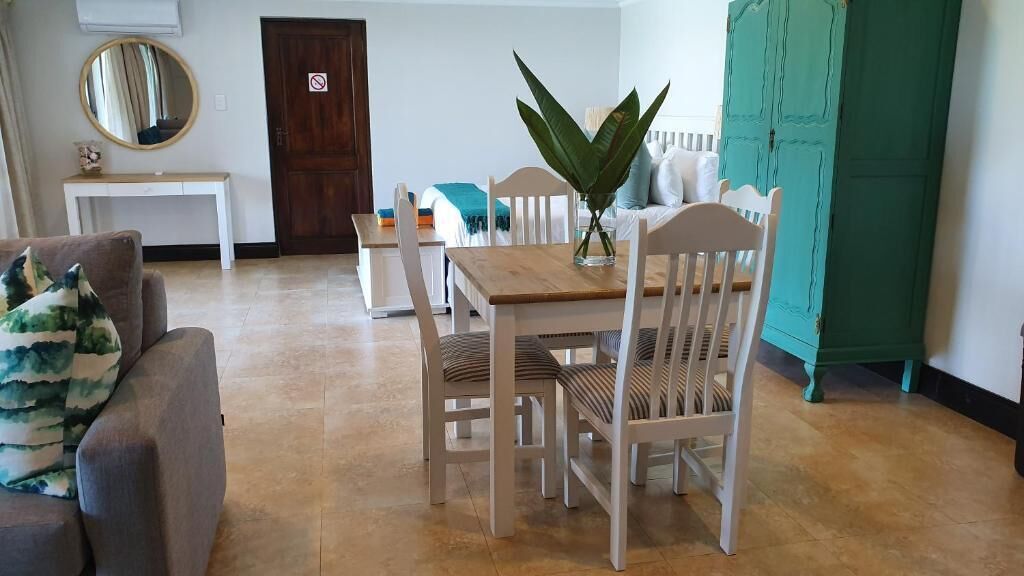 Dolphins Guest House