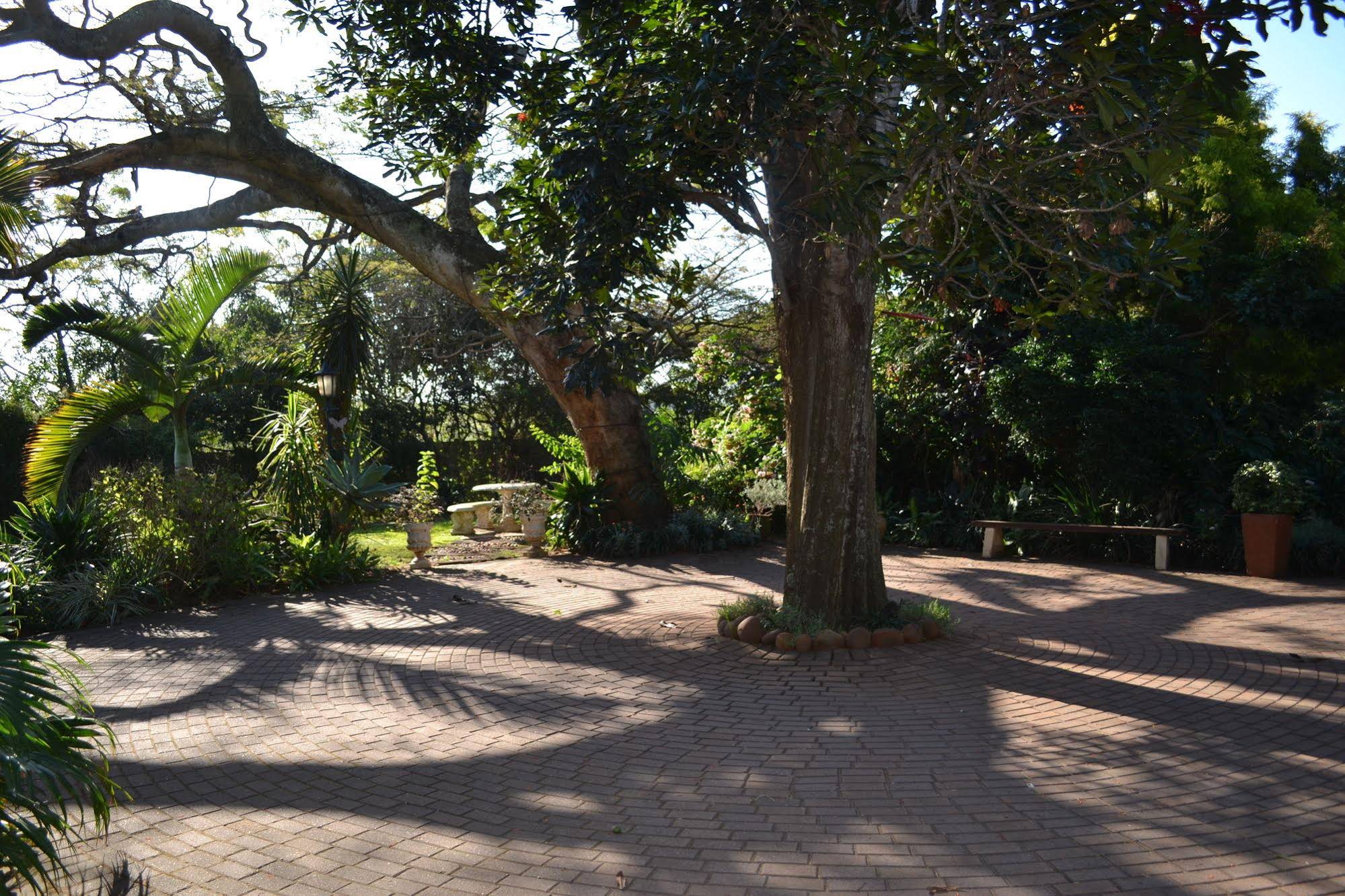 Gateway Country Lodge