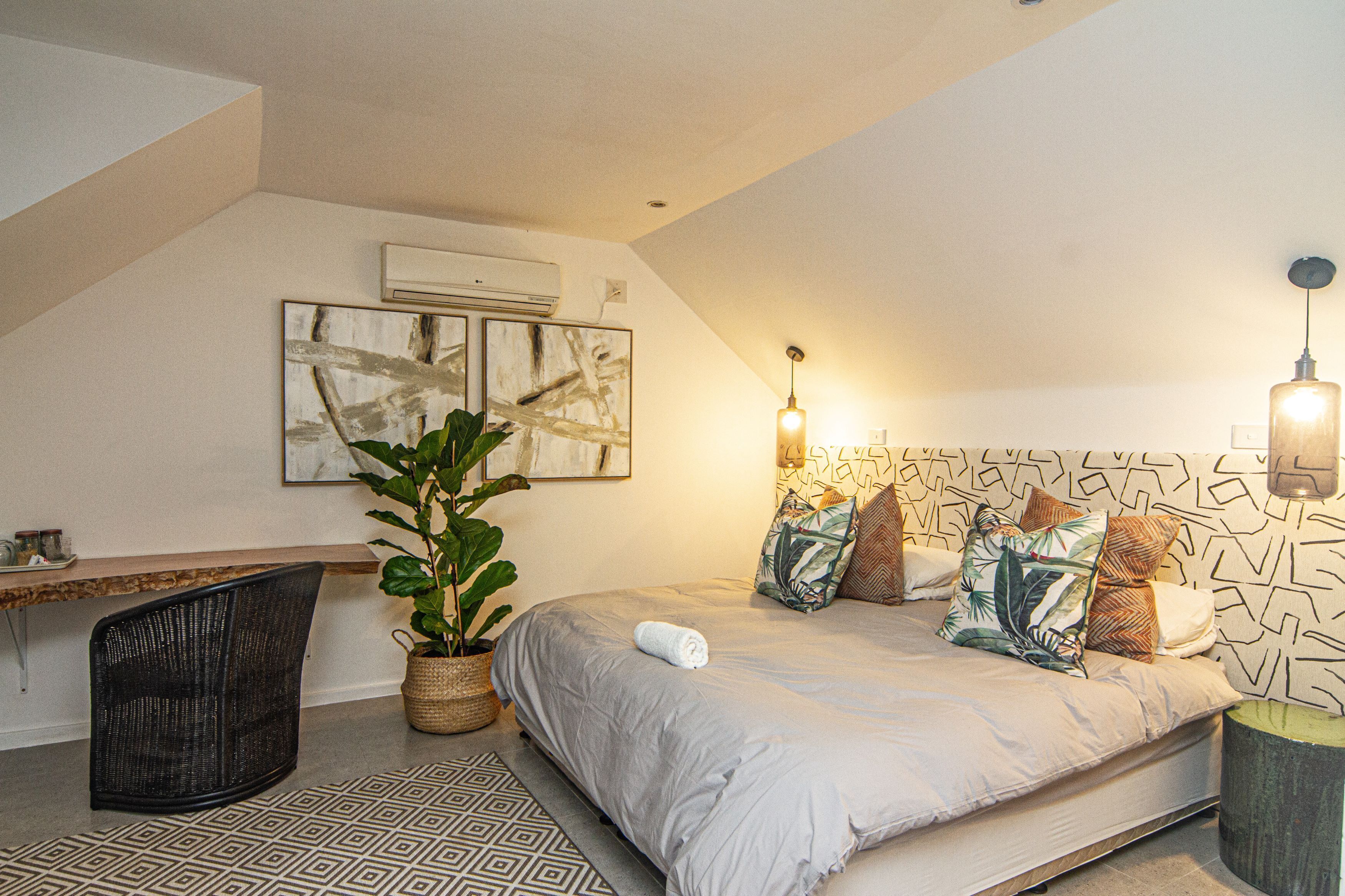 Shelbourne Lodge