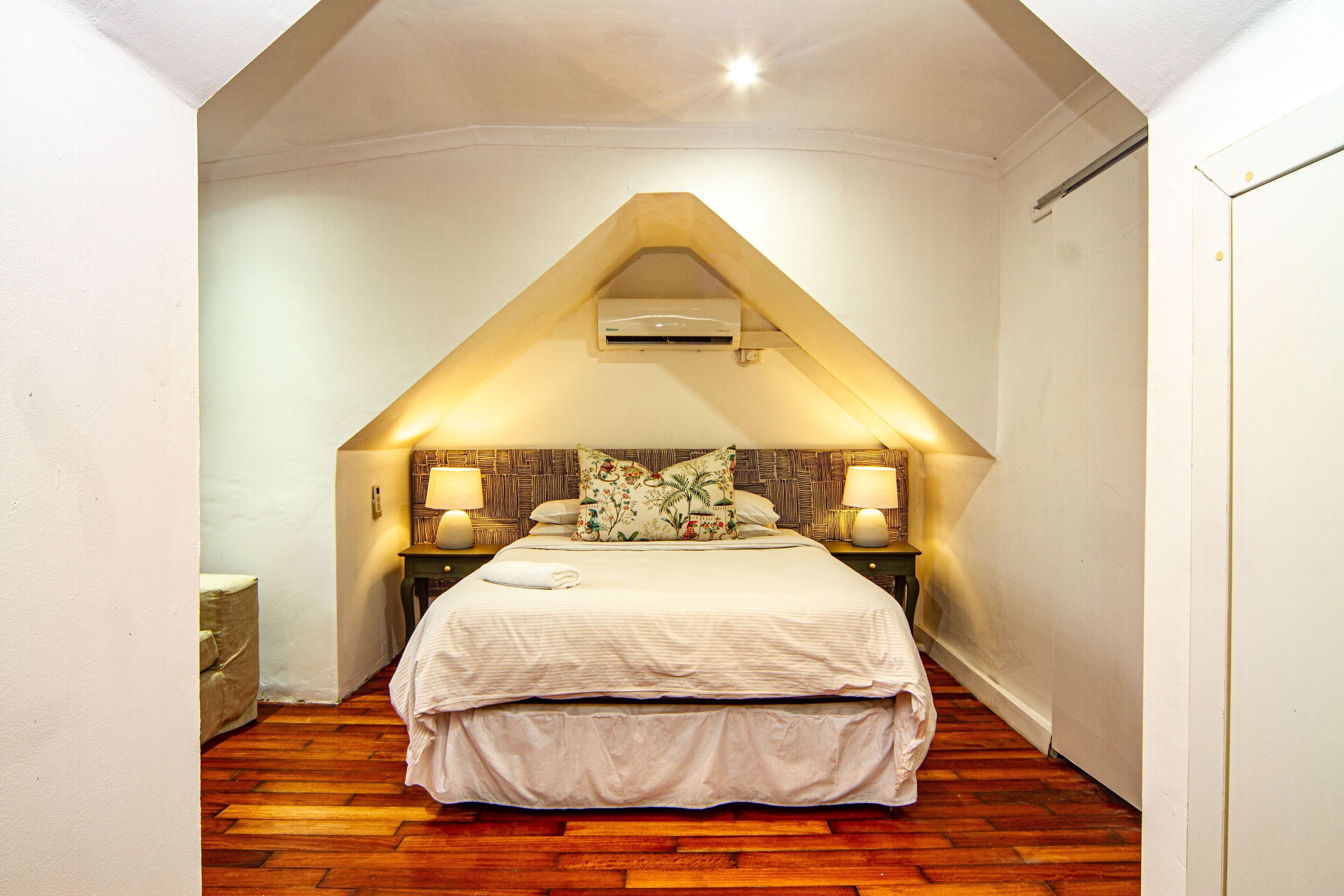 Shelbourne Lodge