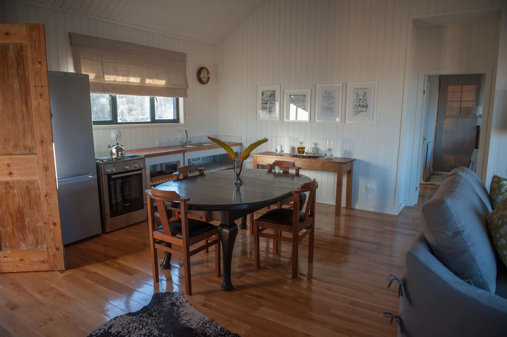 Three Tree Hill Lodge