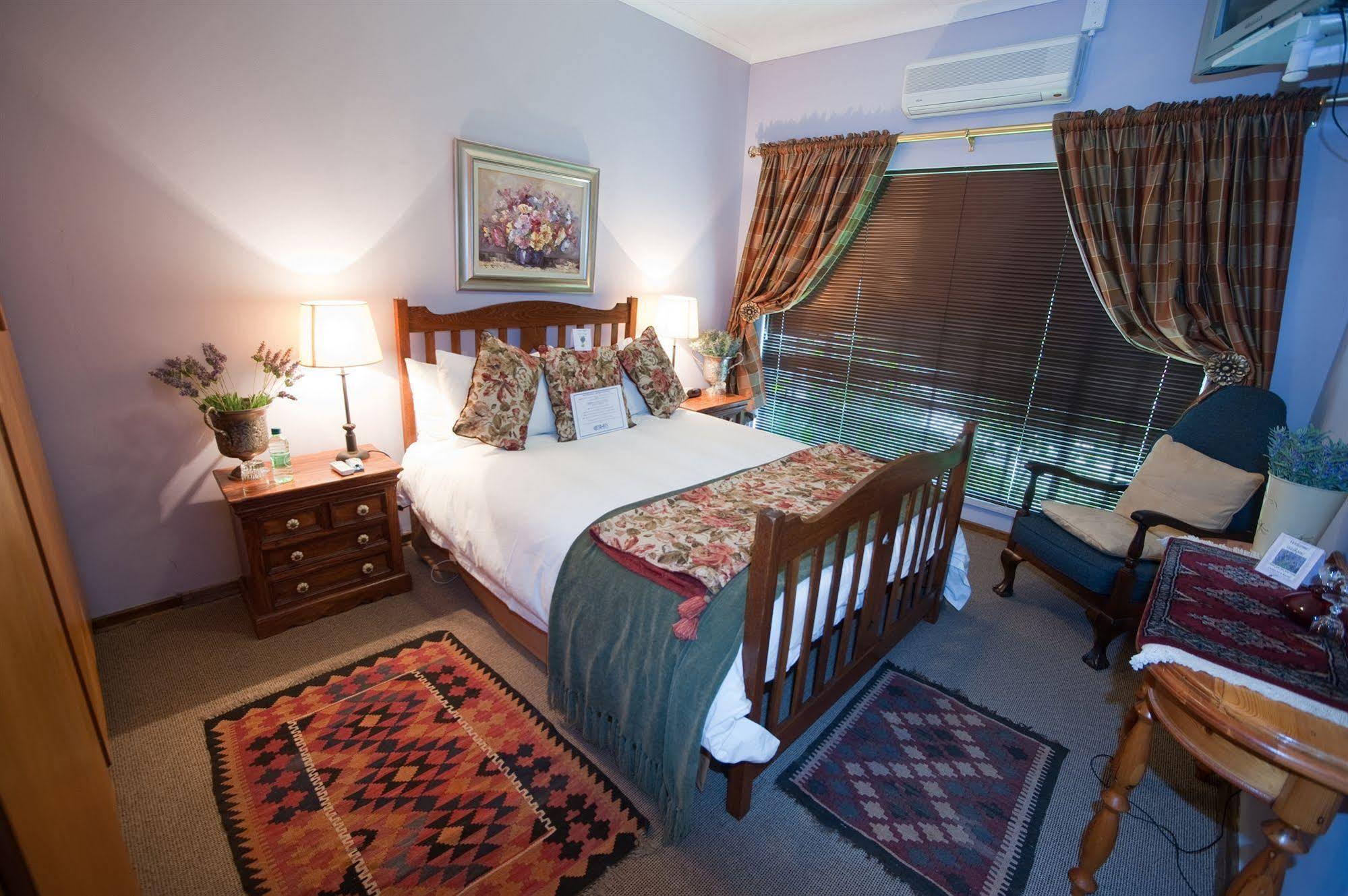 Flo-Ben Guest House