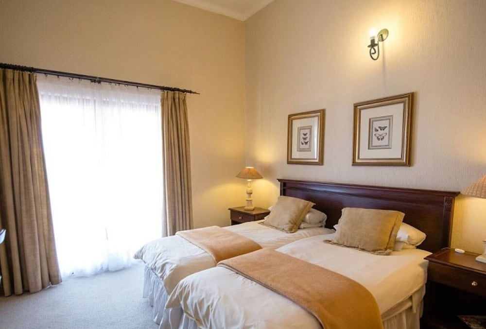 Connemara Close