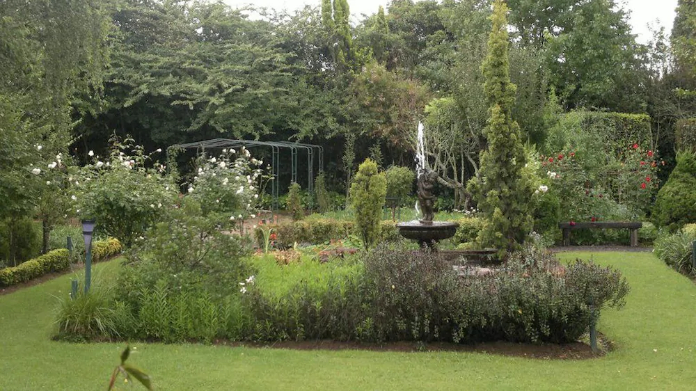 The Highland Rose Country House