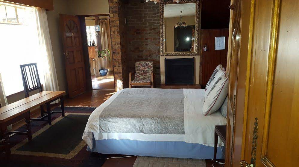 Autumn Breeze Manor & Lodge