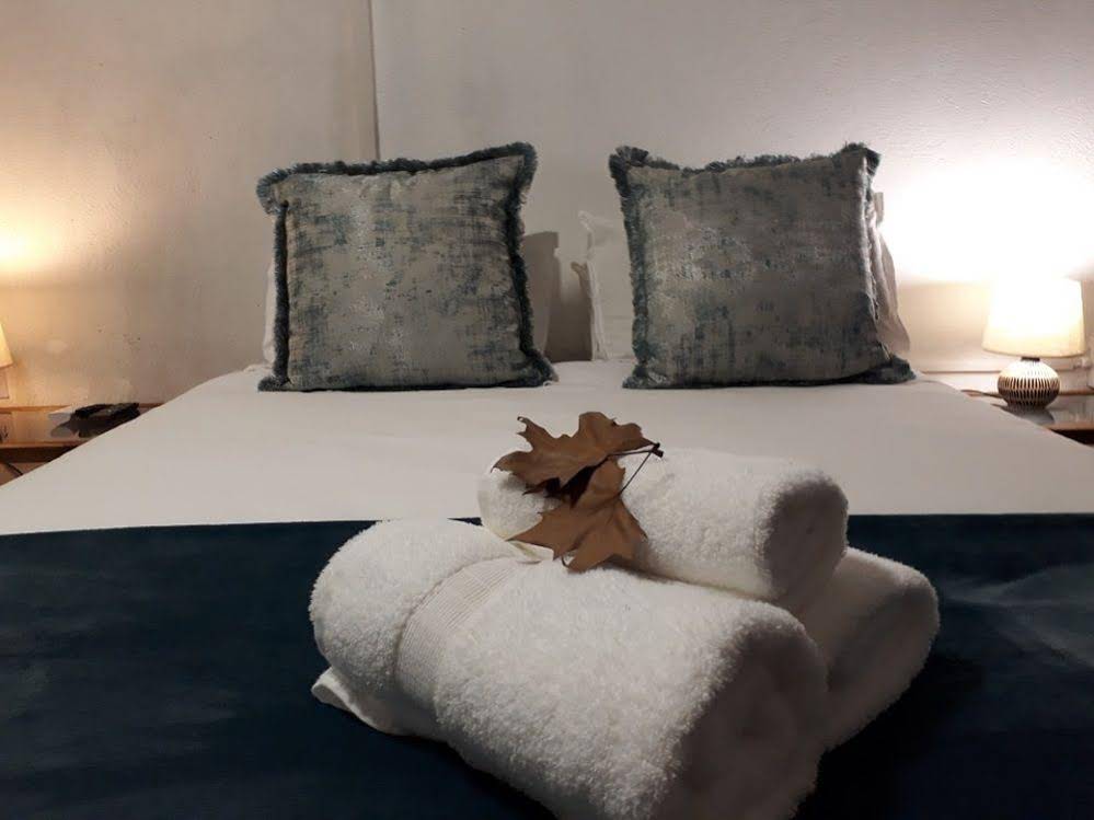 Autumn Breeze Manor & Lodge