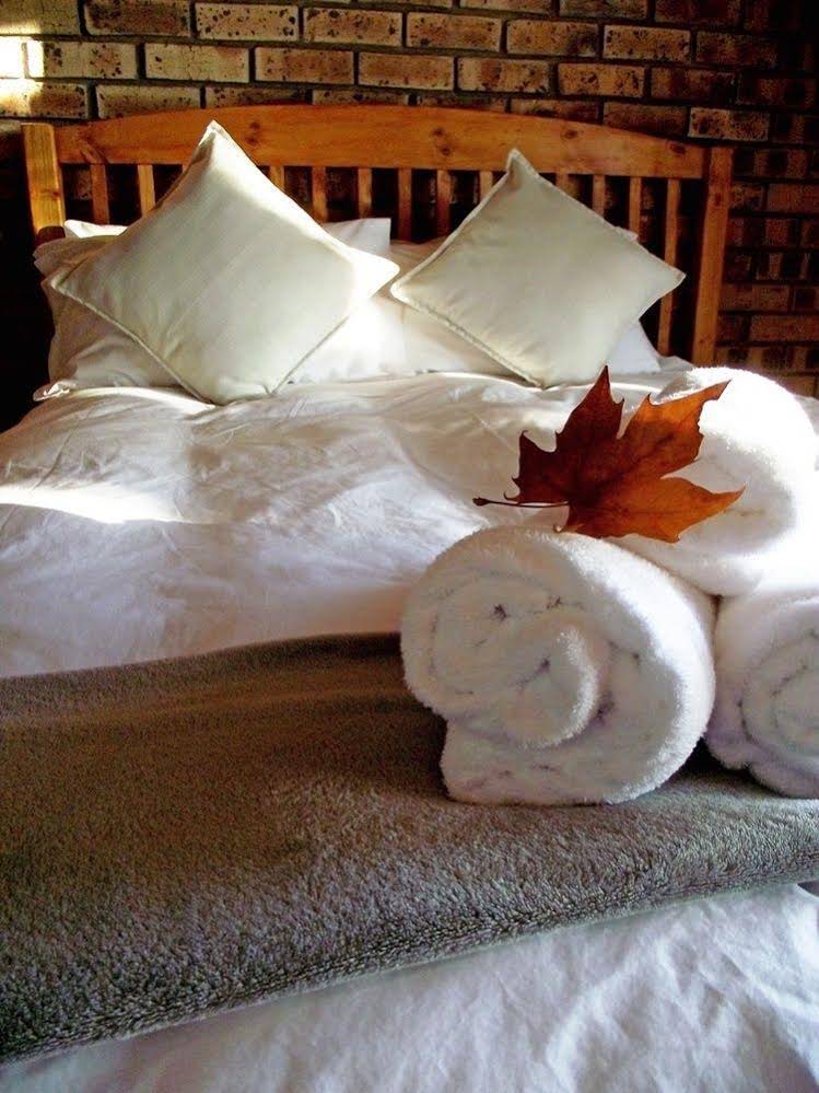 Autumn Breeze Manor & Lodge