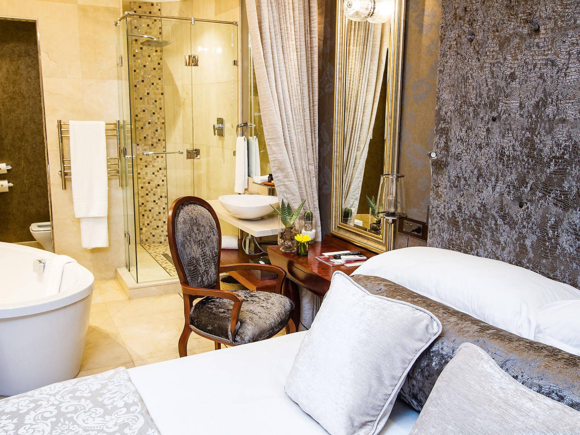 Kimberley Anne Small Luxury Hotel