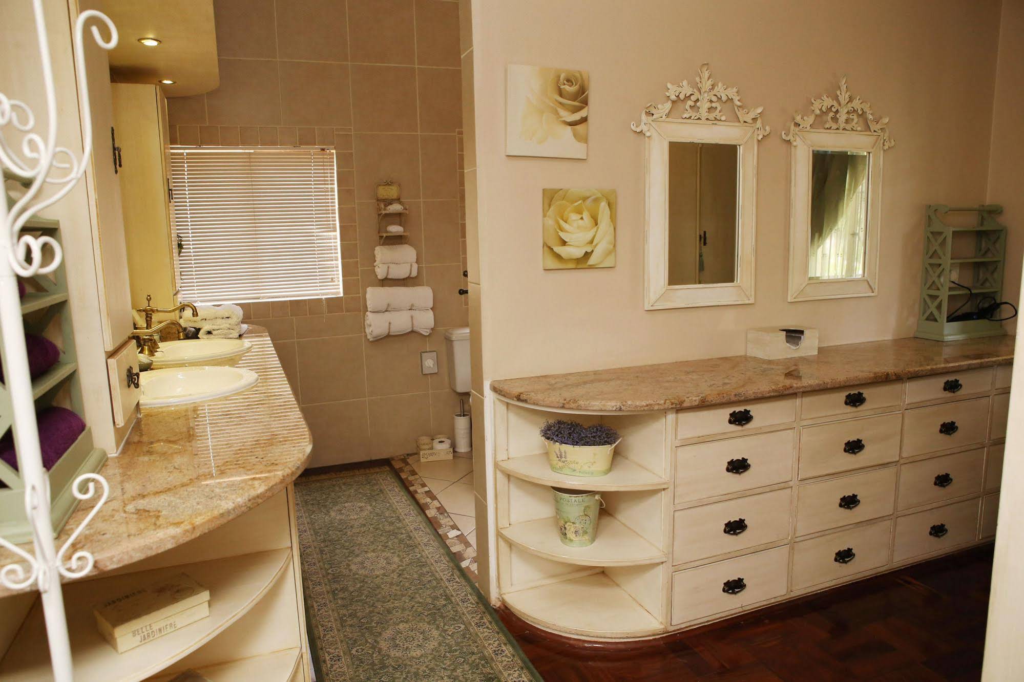 Oleander Guest House
