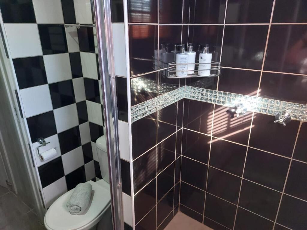 Wisteria Lane Guesthouse