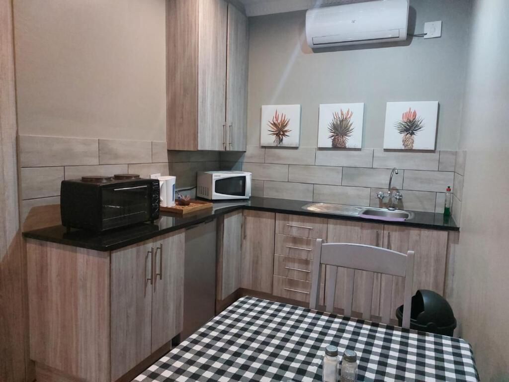 Wisteria Lane Guesthouse