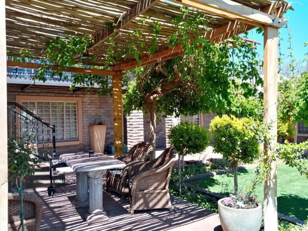 Wisteria Lane Guesthouse