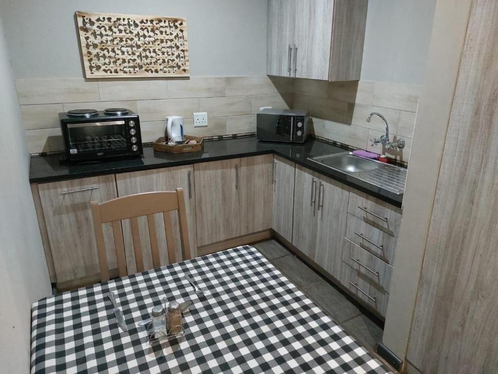 Wisteria Lane Guesthouse