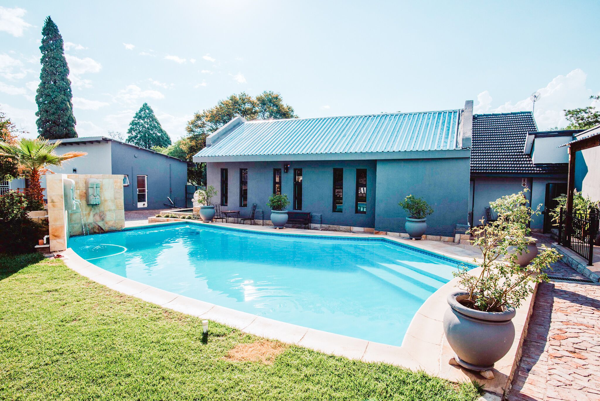 Le Grant Guesthouse And Conference Centre