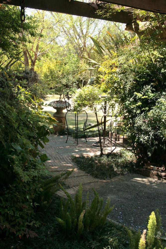 Fort Amity Bed and Breakfast