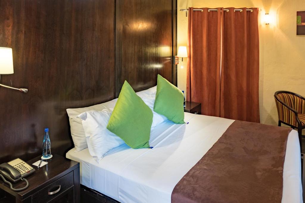 Shumba Valley Lodge