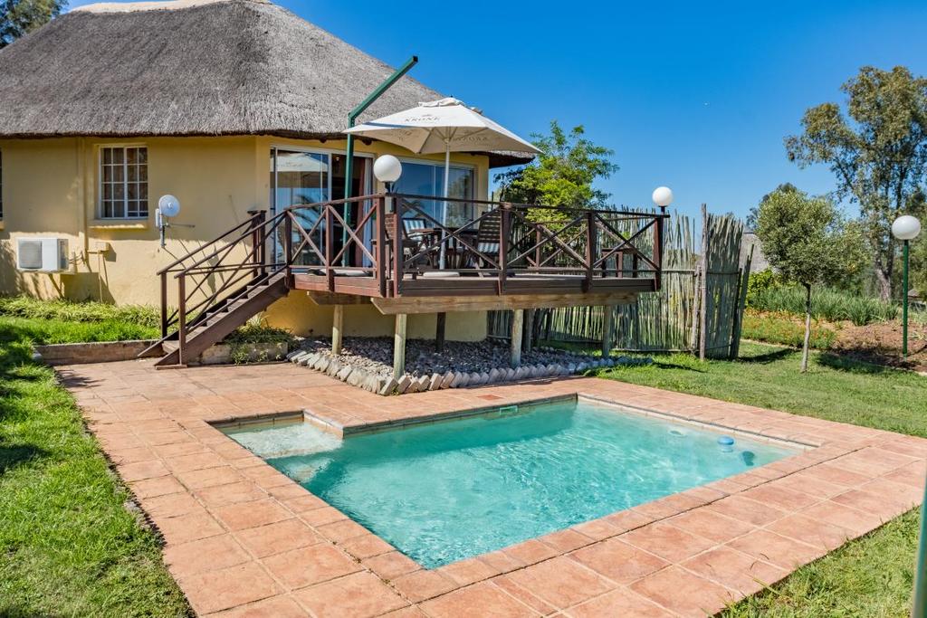 Shumba Valley Lodge