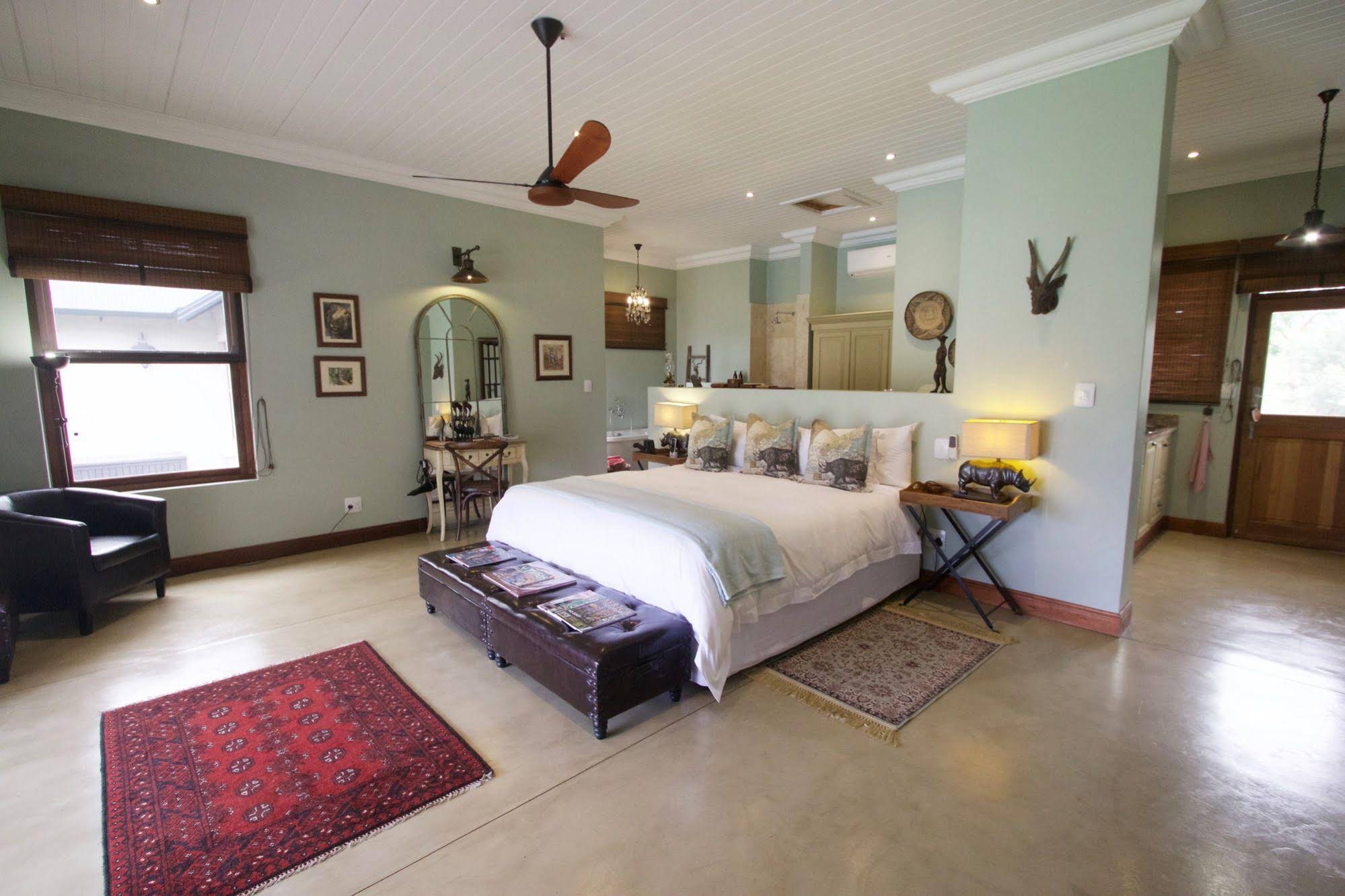 Kambaku River Lodge