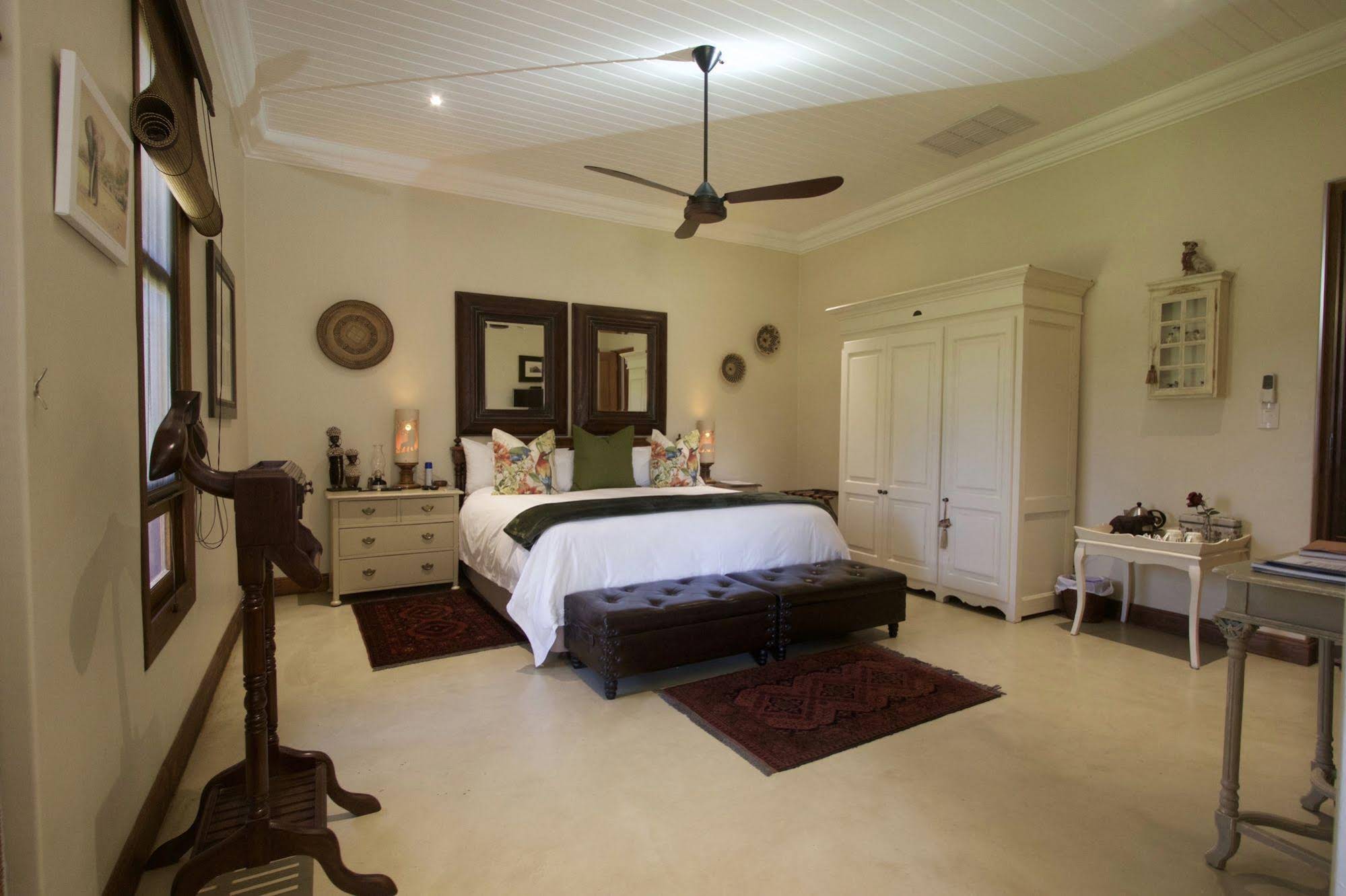 Kambaku River Lodge