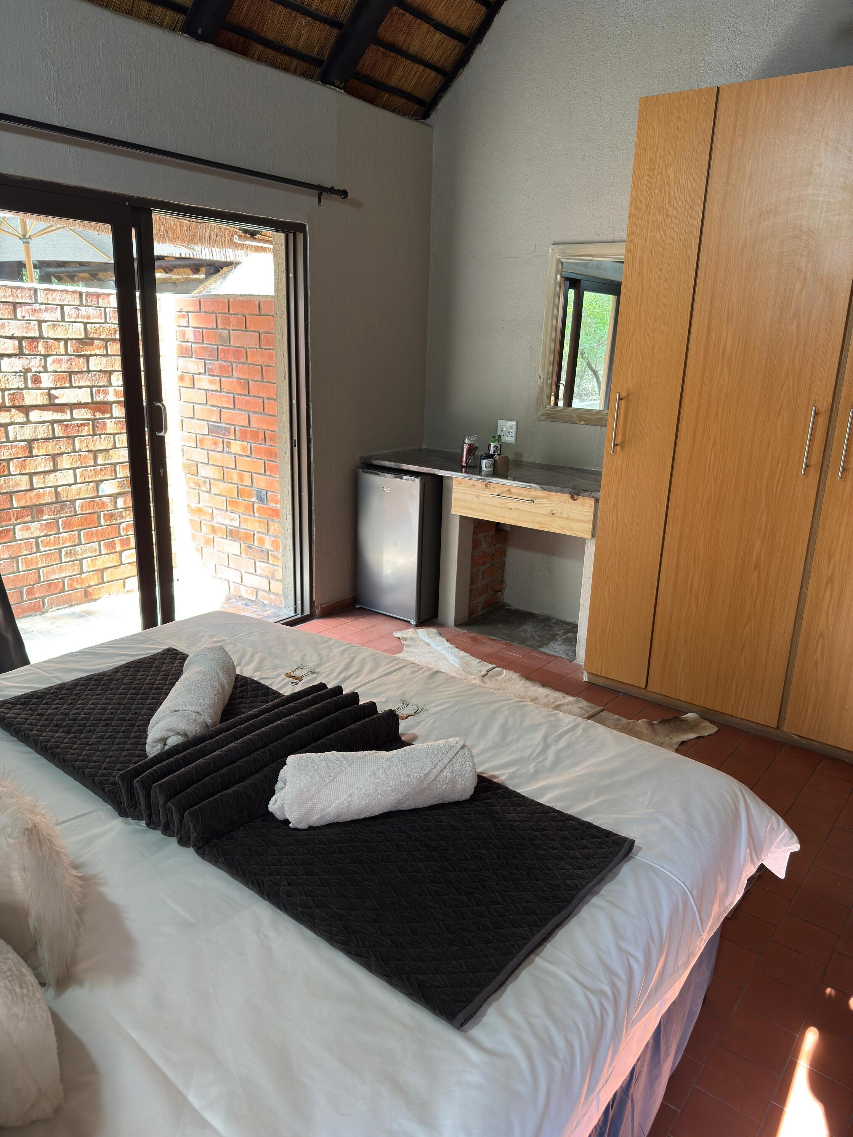 Singwe Private Safari Lodge