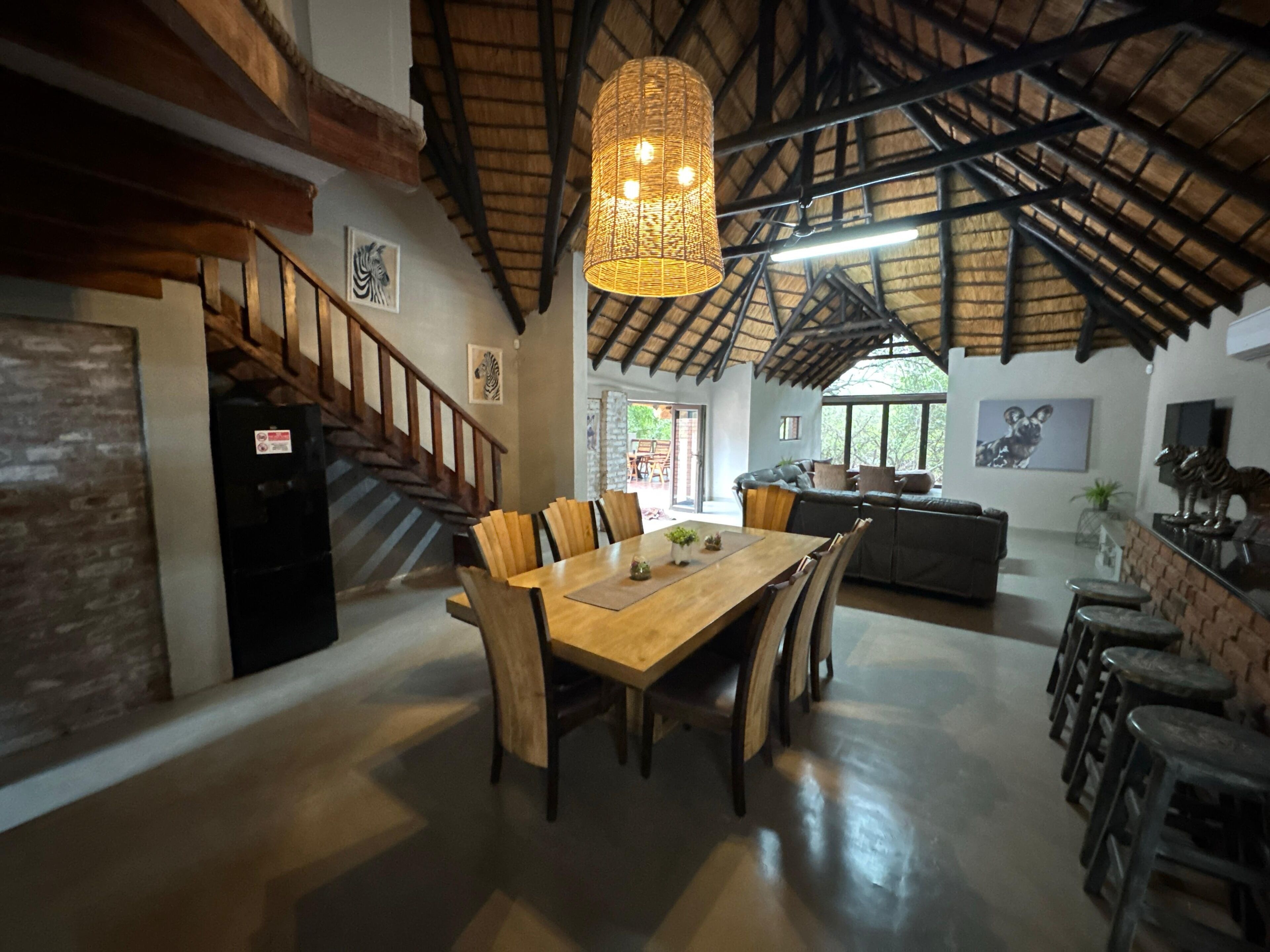 Singwe Private Safari Lodge
