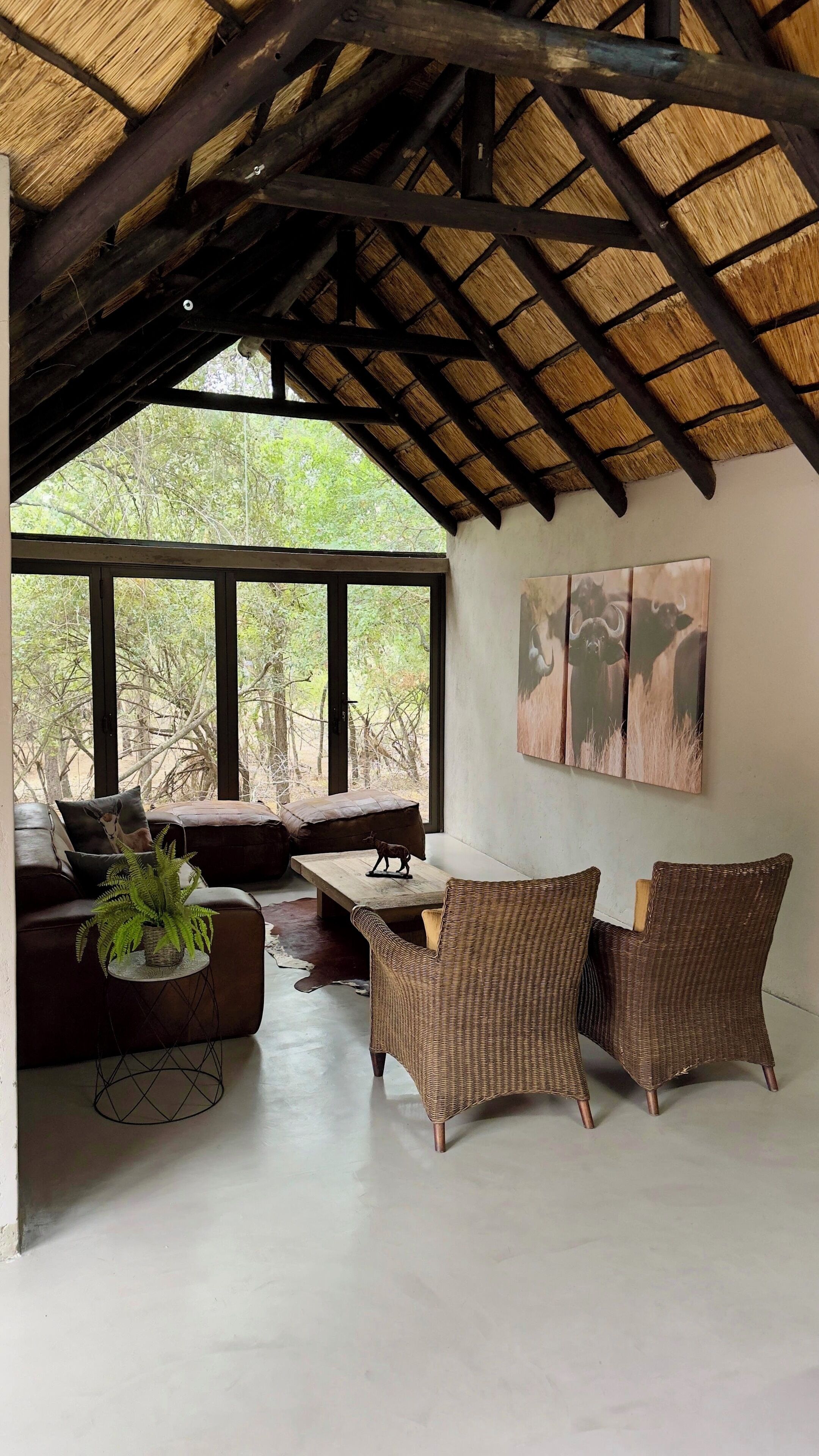 Singwe Private Safari Lodge