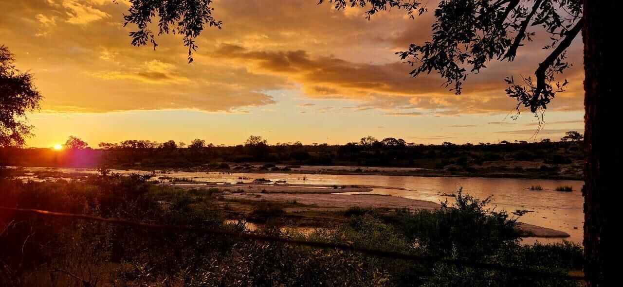 Singwe Private Safari Lodge
