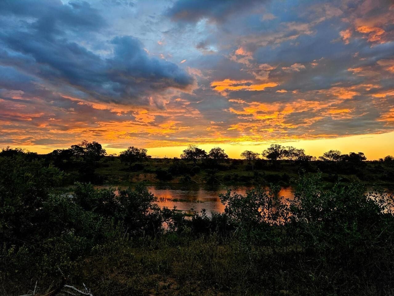Singwe Private Safari Lodge