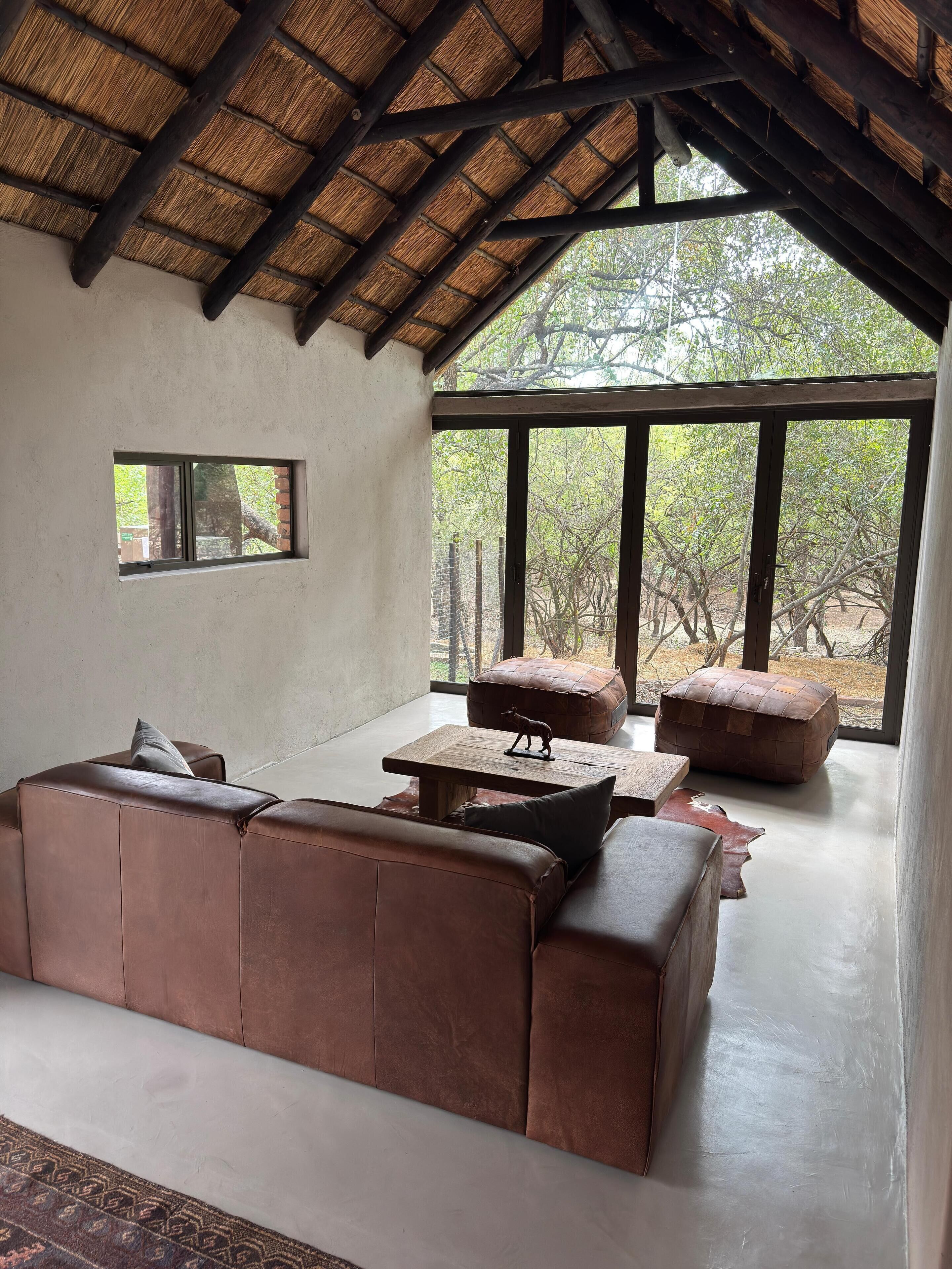 Singwe Private Safari Lodge