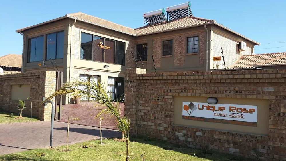 Unique Rose Guesthouse
