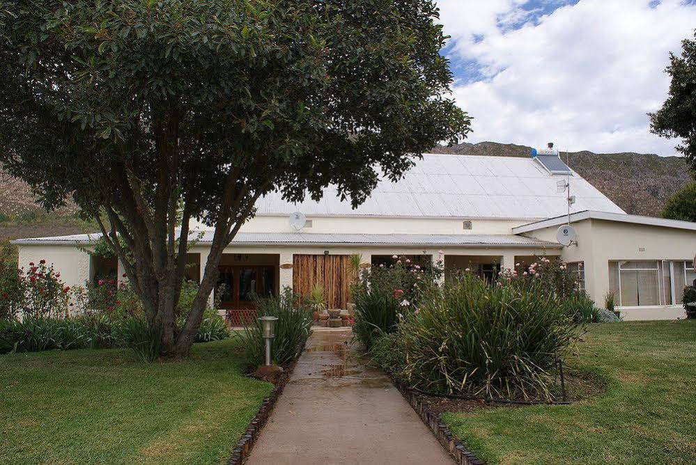 Langdam in Koo Guest Farm