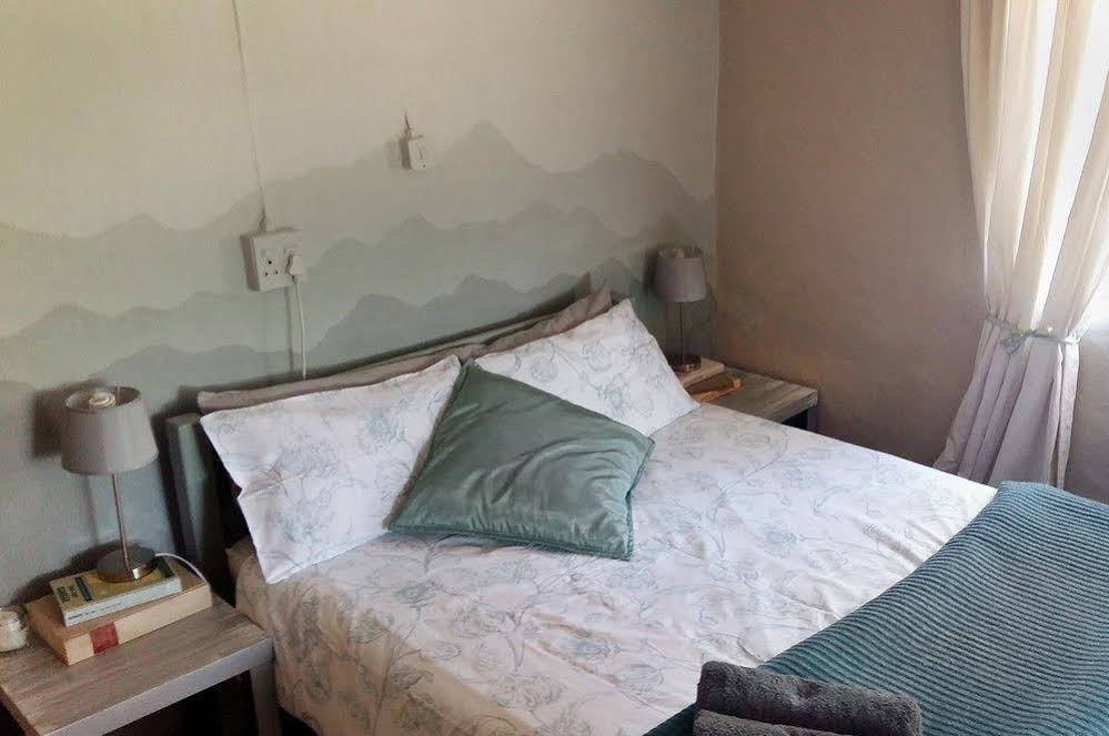 Langdam in Koo Guest Farm