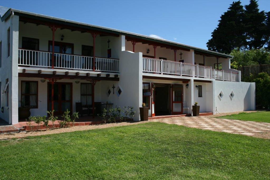 Mimosa Lodge