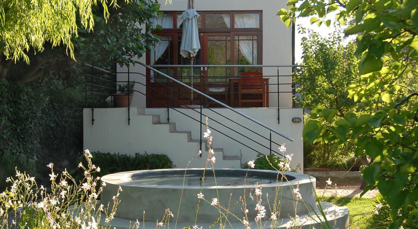 Mimosa Lodge