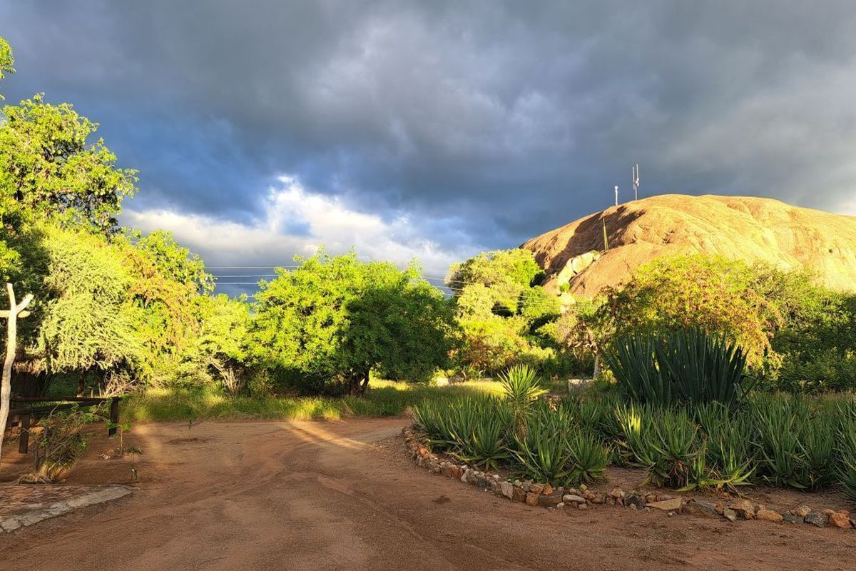 Hambana Lifestyle Lodge