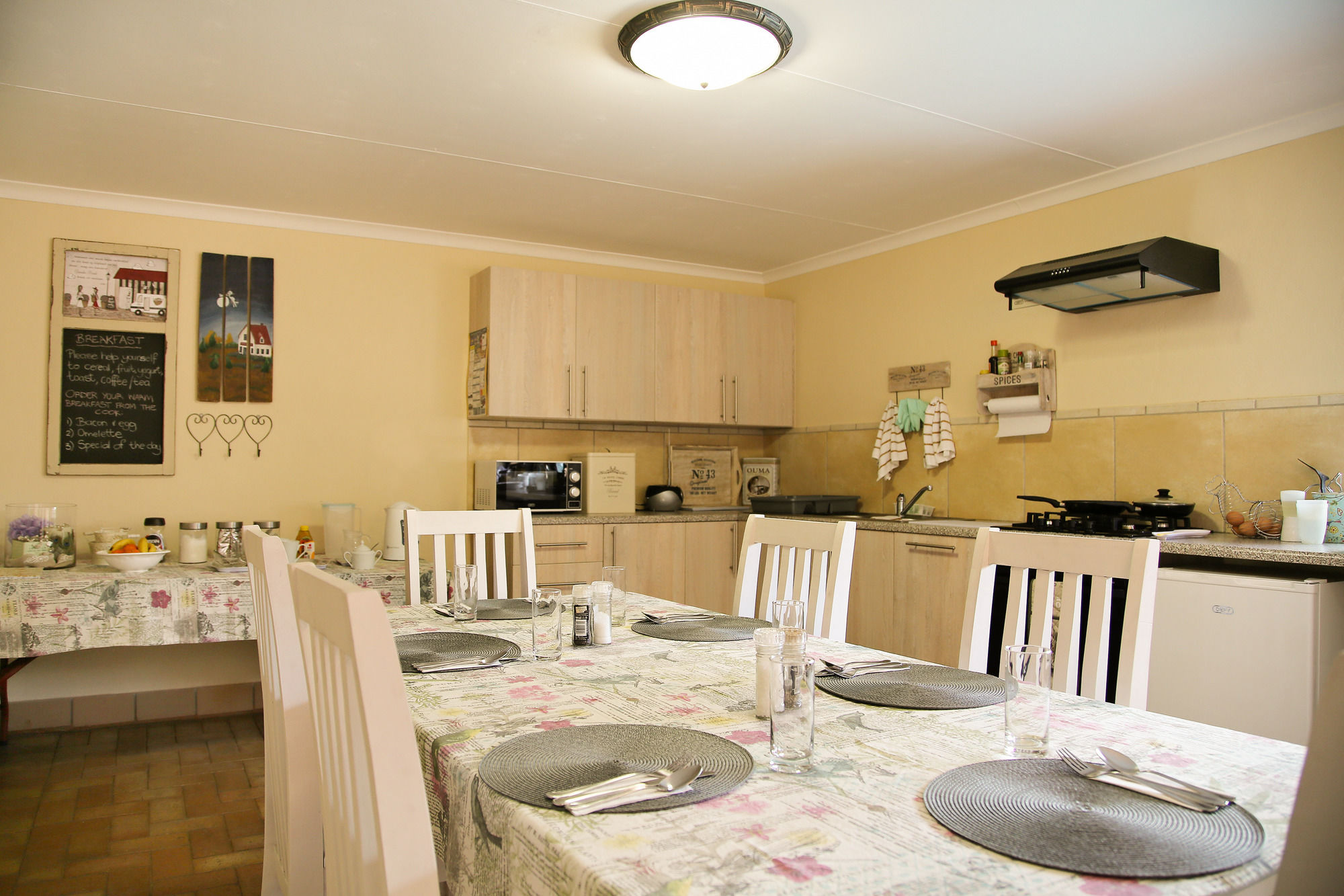 35 Kelkiewyn Bed & Breakfast
