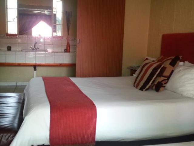 Stone Edge Guest House