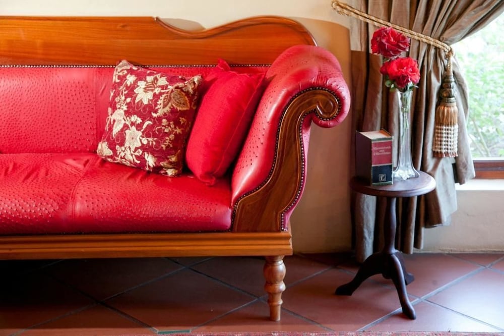 Berluda Farmhouse & Cottages