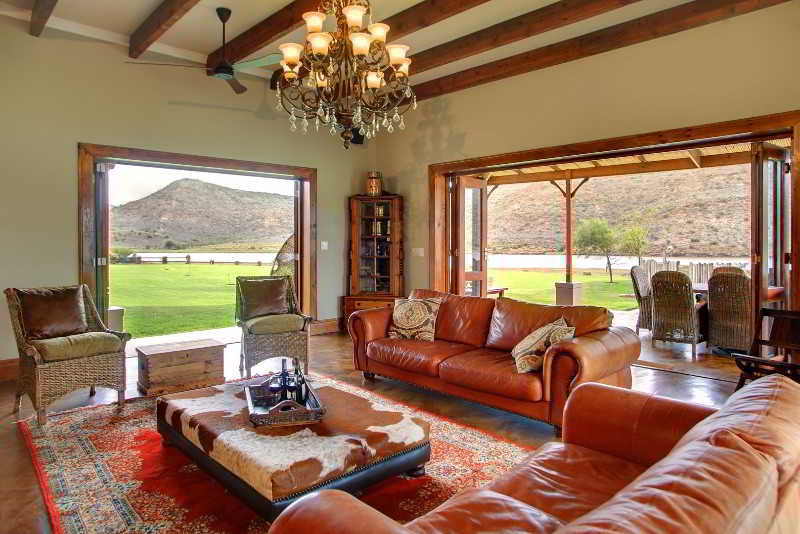Madi Madi Karoo Safari Lodge