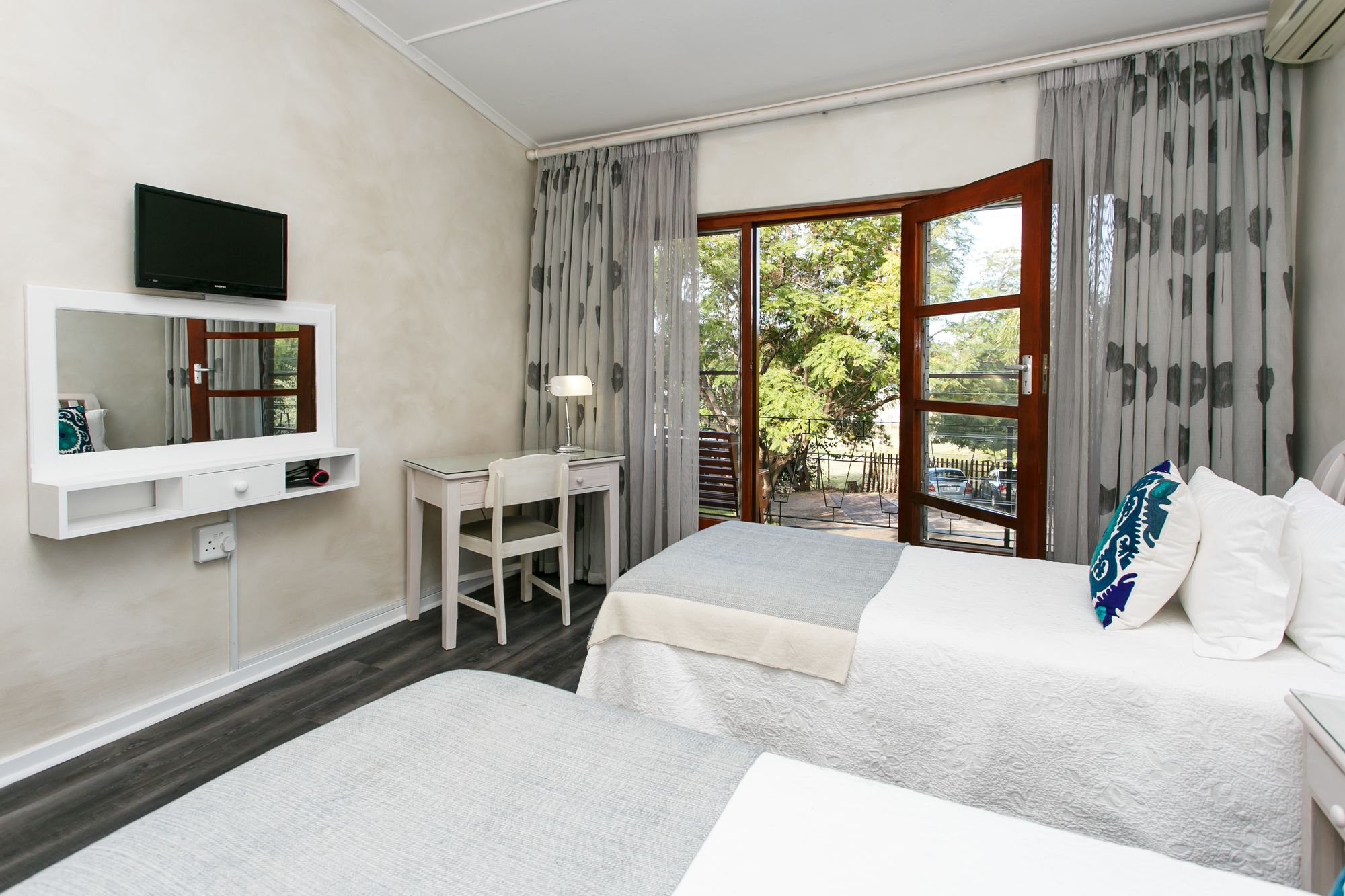 Miles B&B Guest House