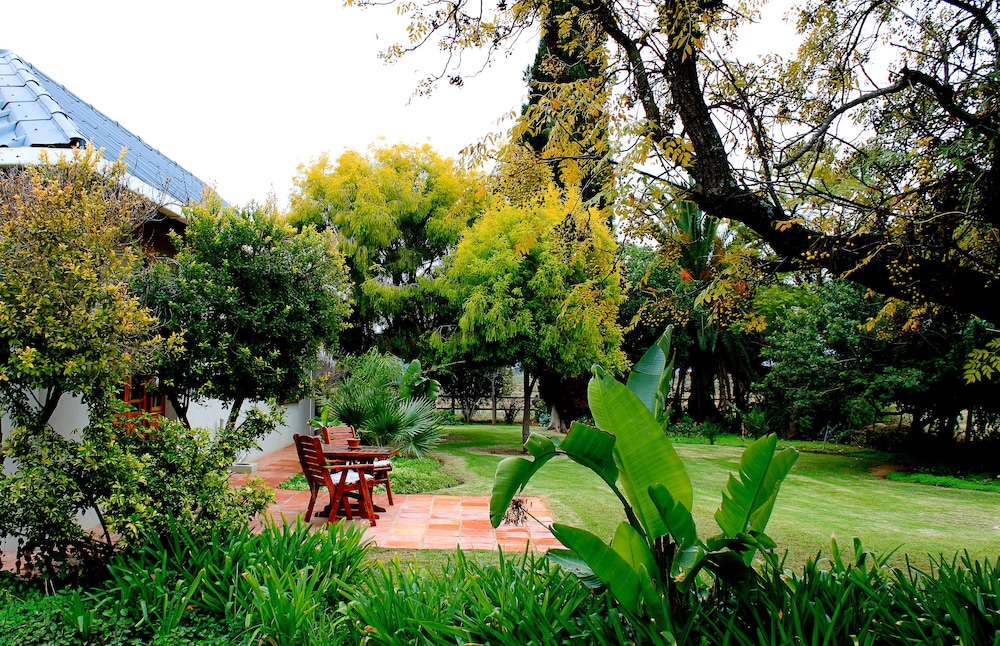 Mooiplaas Guest House