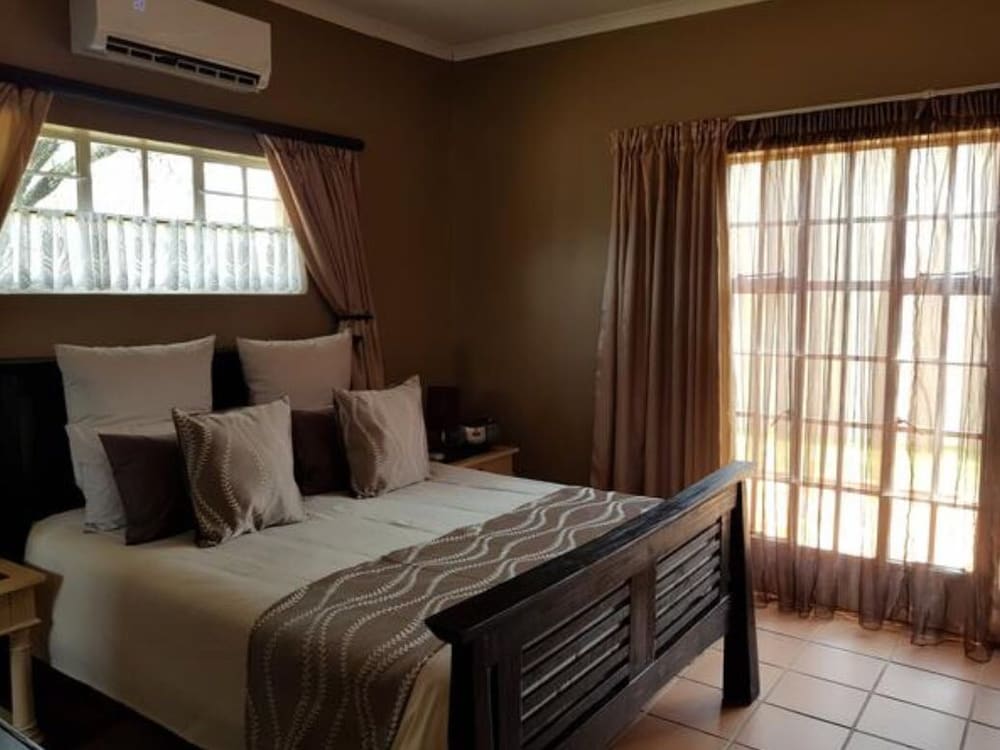 River Rock Guesthouse
