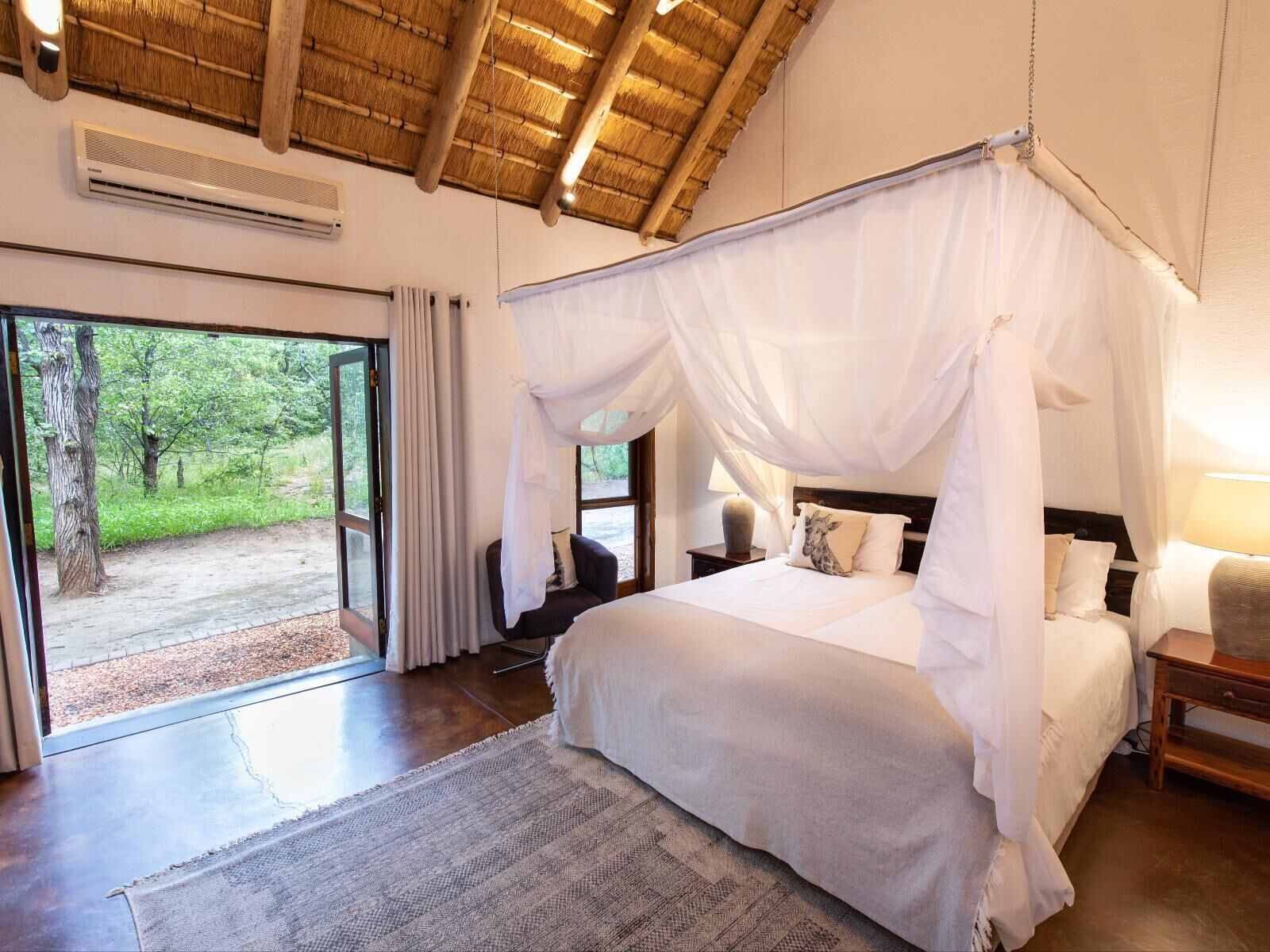 Kingly Bush Villa