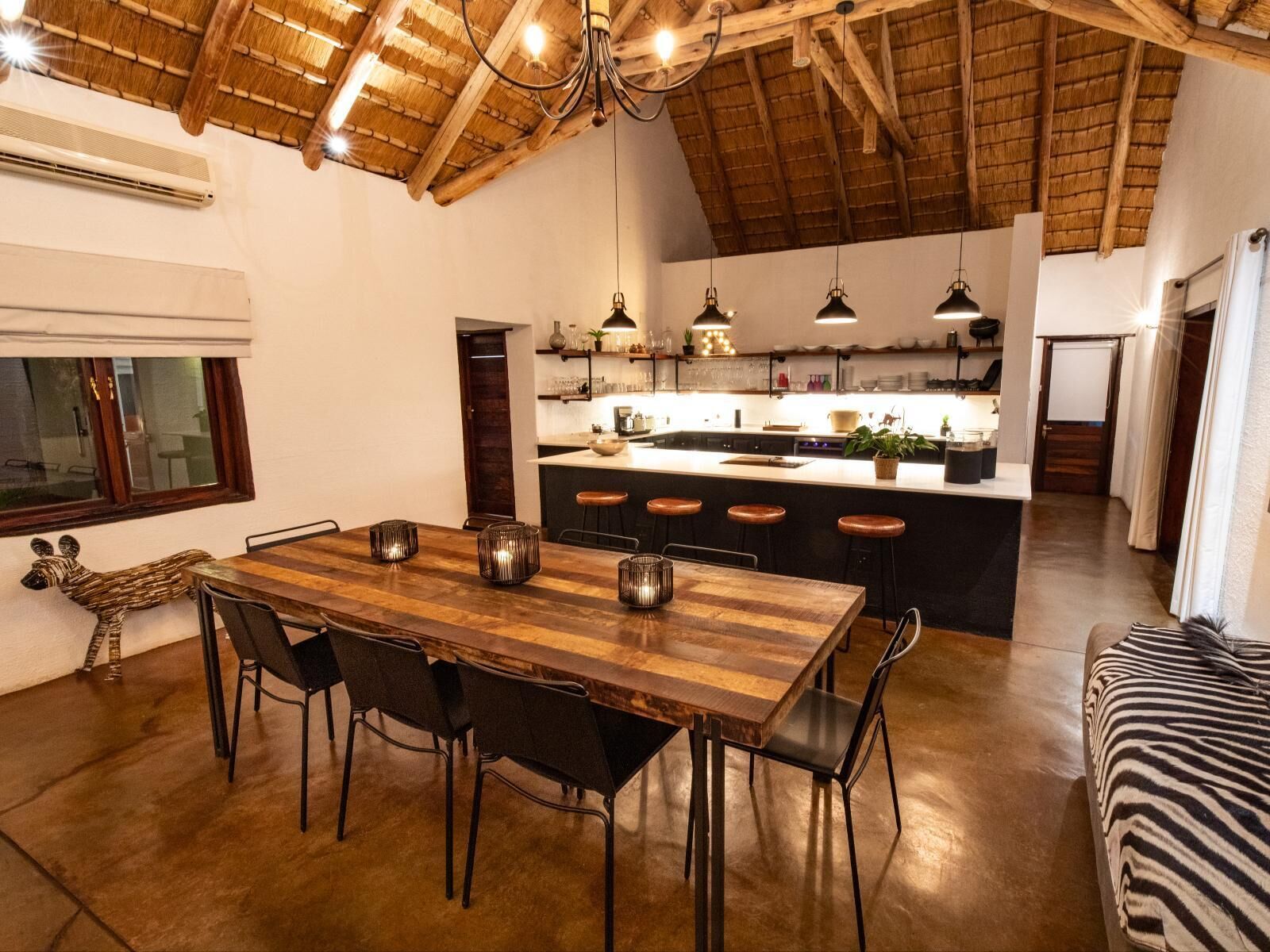 Kingly Bush Villa
