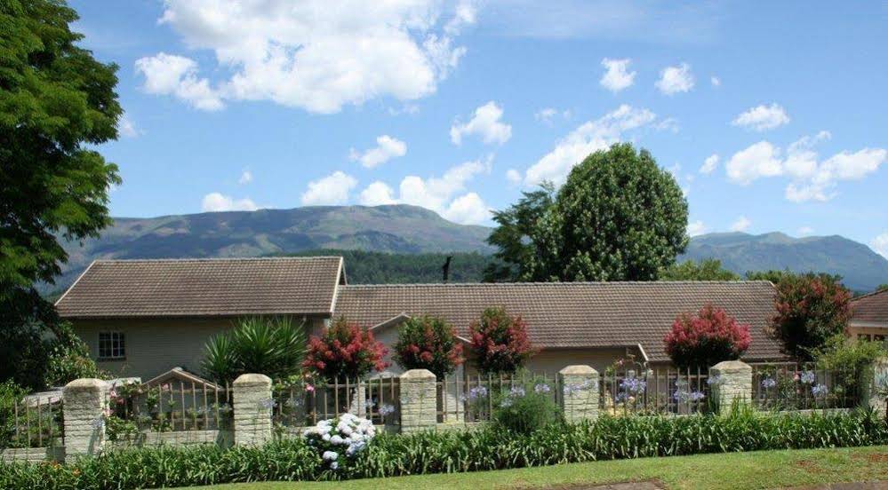 Hillwatering Country House